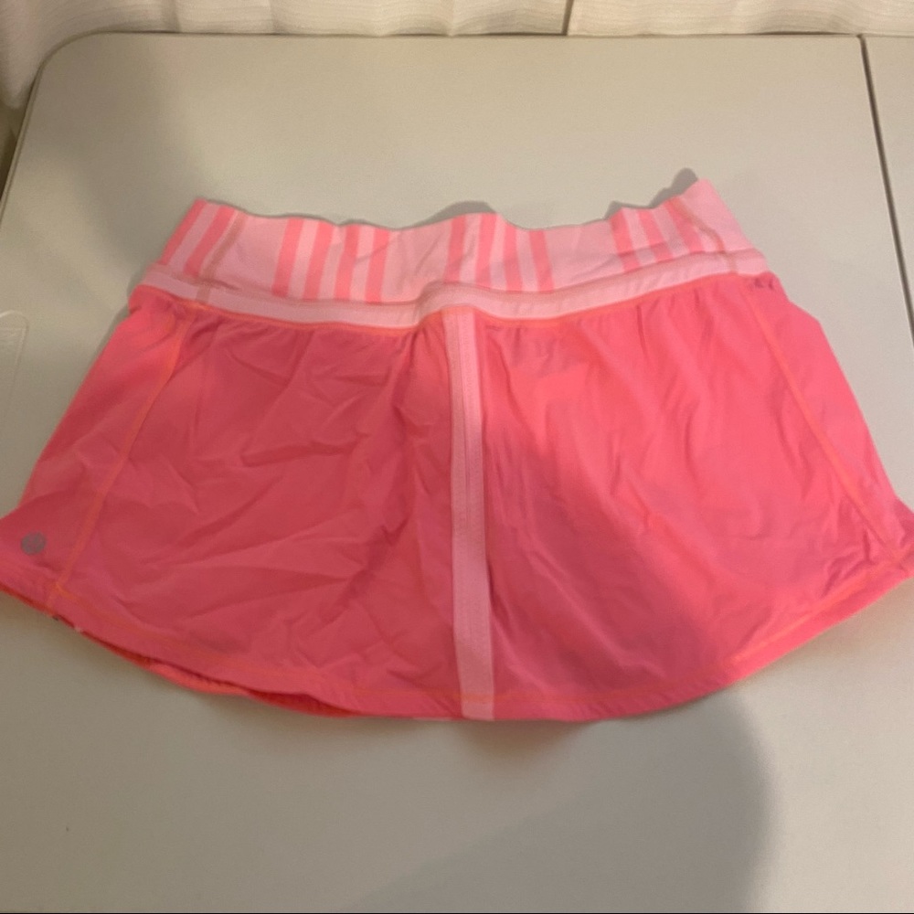 Lululemon skort - Picture 4 of 11